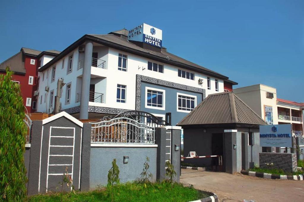 Benysta Hotel Gwarimpa Abuja Exterior photo
